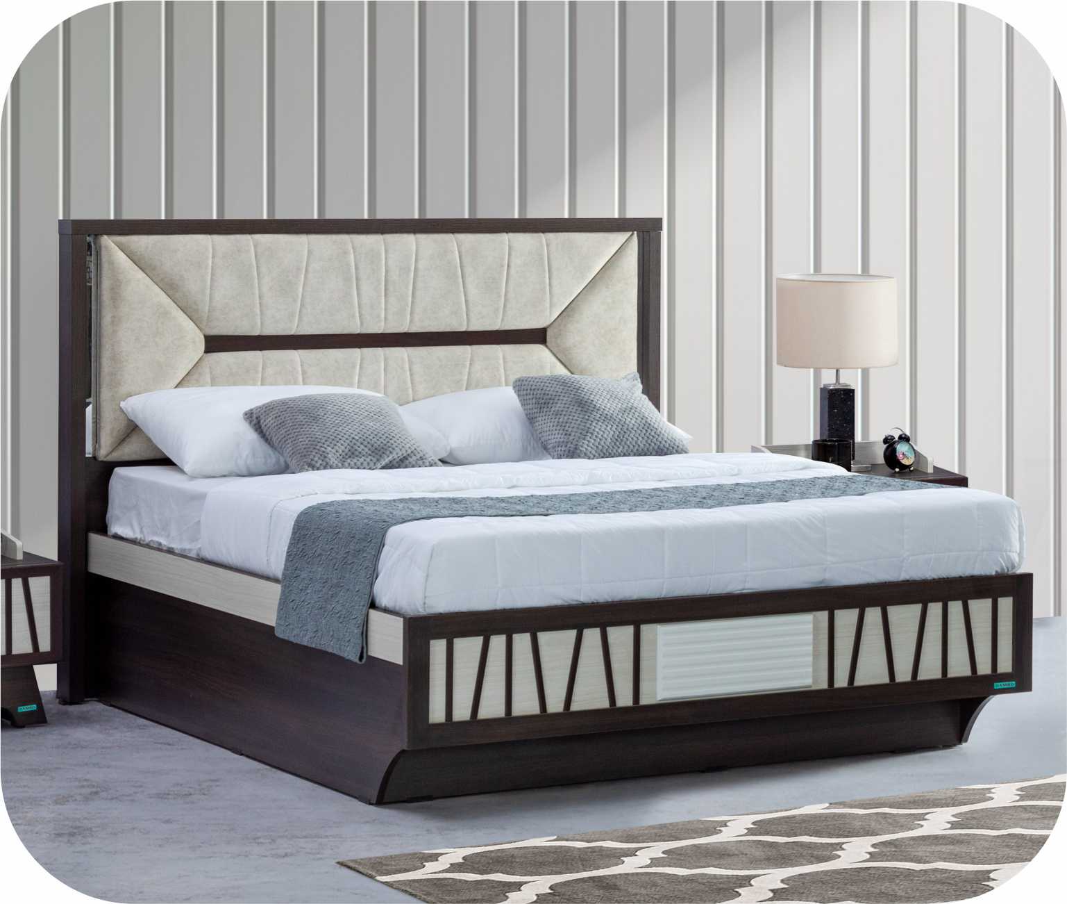 Queen Beds with Storage